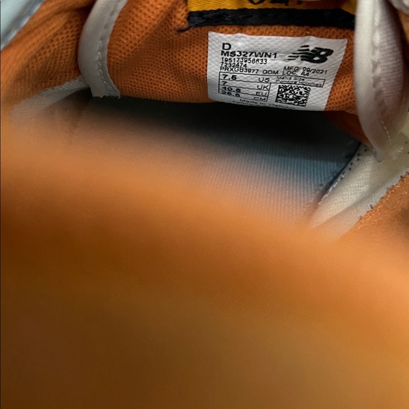 NEW BALANCE 327 CORDURA ORANGE BLUE RUNNING SNEAKERS MENS SIZE 7.5 - Picture 6 of 14